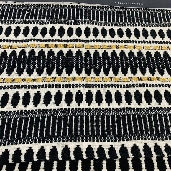 Boho Chic Set Of 4 Nicole Miller Rectangle Placemats Aztec Pattern Fringe Black - Picture 6 of 11